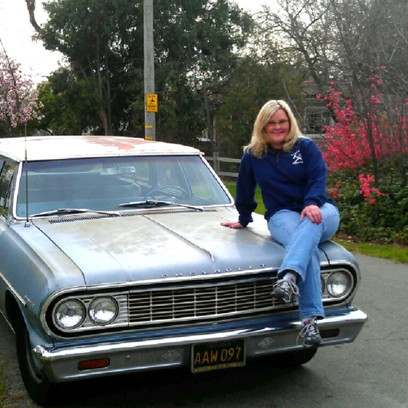 Meet your Posher, Dolly - Picture 3 of 12